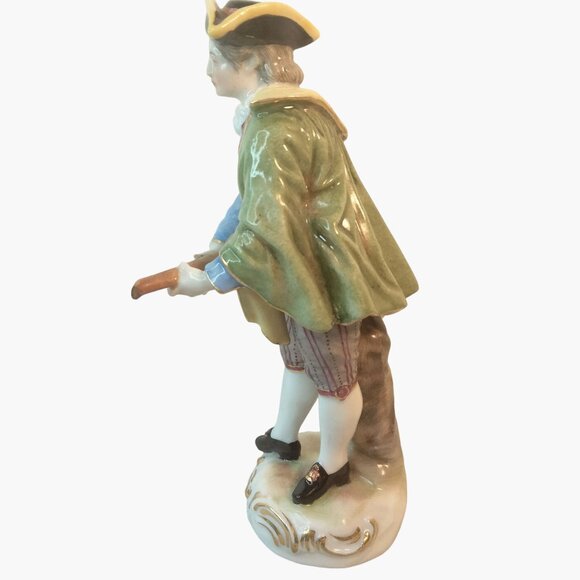 Vintage Porcelain Figurine Man Mandolin Musician Renaissance Festival Signed JE - Picture 2 of 7